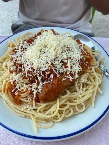 Meltemi..αλλιώς Restaurant Άγιοι Θεόδωροι - Γαστρονομία και φιλοξενία