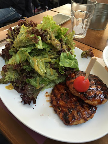 Juicy Grill Athens - Γαστρονομία και φιλοξενία