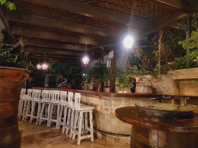 Knights of Olde / Παλιοί Ιππότες - Ιαλυσός