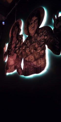 Επί της Δεξαμενής - Αθήνα