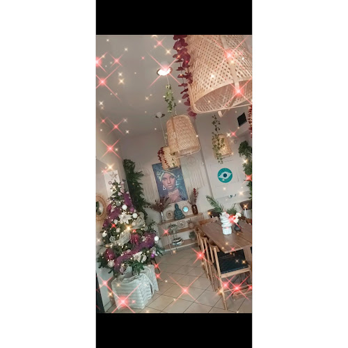 Yolo Cafe - Γαστρονομία και φιλοξενία