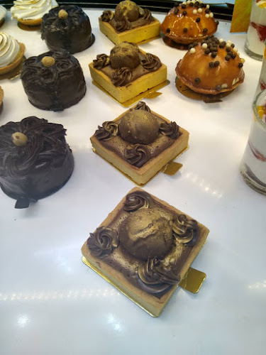 ΦΛΕΪΒΟΡ - Αθήνα