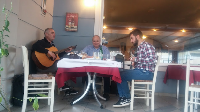 Γοργόνα - Γαστρονομία και φιλοξενία