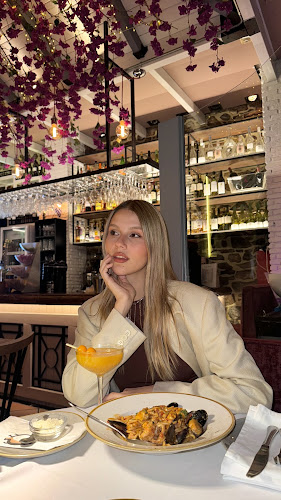 Υδρία - Γαστρονομία και φιλοξενία