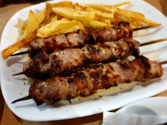 Ταβέρνα "Πλάτανος" - Γαστρονομία και φιλοξενία