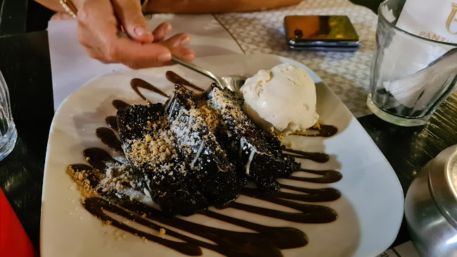 Opinii despre Ionos Plaka în Αθήνα - Γαστρονομία και φιλοξενία