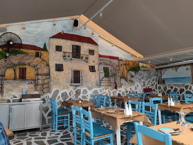 Hellinikon - Traditional Fish Tavern with Live Music | Skiathos - Γαστρονομία και φιλοξενία