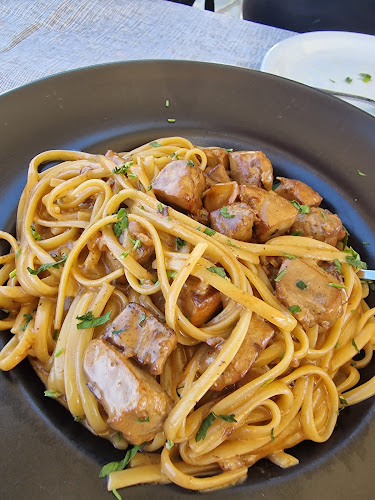 Το Μπαλκόνι του Άκη - Γαστρονομία και φιλοξενία