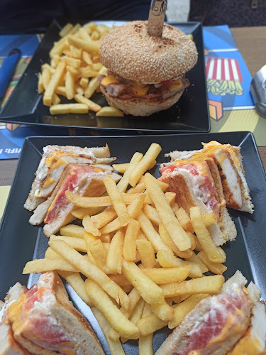 Παυλίδη Αδαμοπούλου 8, Πτολεμαΐδα 502 00