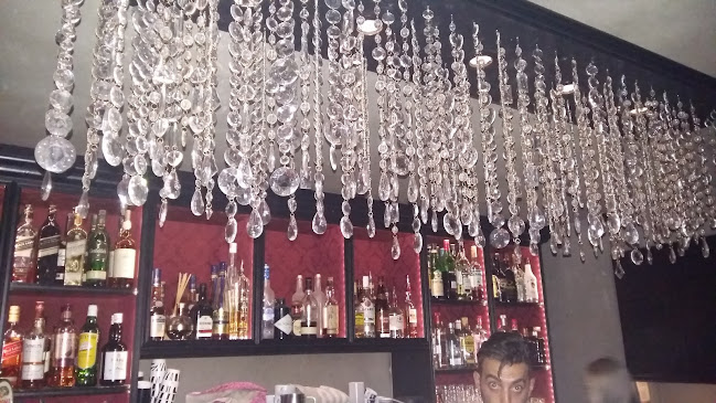 Γκρέκ - Γαστρονομία και φιλοξενία