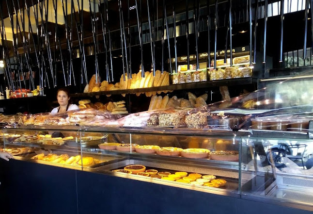 Opinii despre Αρτοποιείο Βασίλης Ραυτόπουλος în Ρίο - Γαστρονομία και φιλοξενία