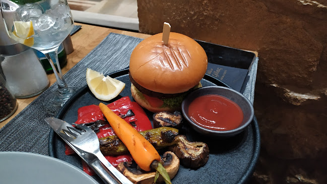 Βίλλα Μεζέδες