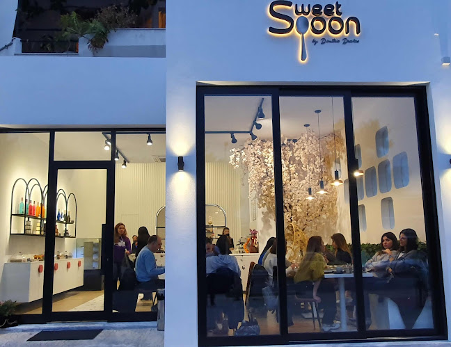 Opinii despre Sweet Spoon by Dimitris Drakos în Αργυρούπολη - Γαστρονομία και φιλοξενία