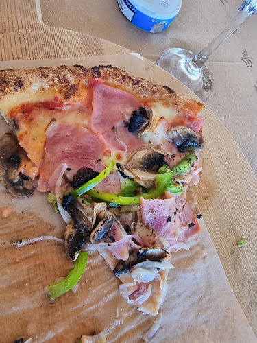 Opinii despre Christos family taverna & pizza pasta restaurant în Ρόδος - Γαστρονομία και φιλοξενία