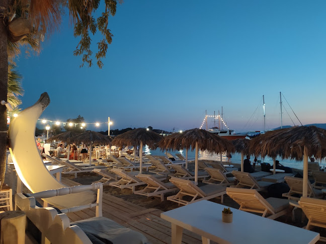 Banana Restaurant - Γαστρονομία και φιλοξενία