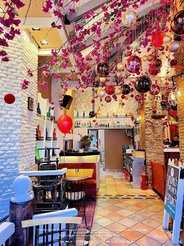 Υδρία - Αθήνα