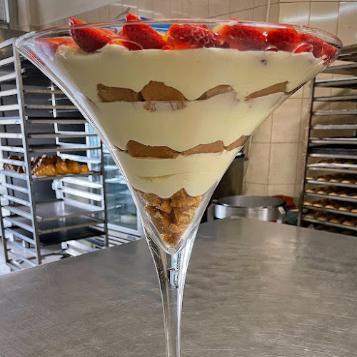 Ζαχαροπλαστείο Γιαννής (ΑΠΟΣΤ. ΓΙΑΝΝΗΣ ΚΑΙ ΣΙΑ Ο.Ε.)