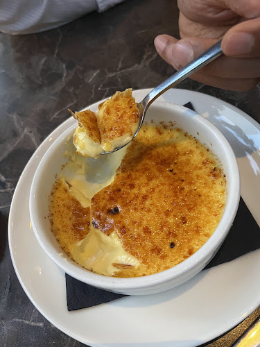 Xalavro Open Bar Restaurant