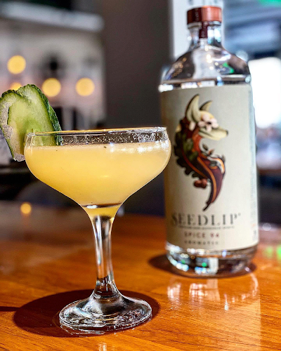 25ης Μαρτίου 102, Πετρούπολη 132 31