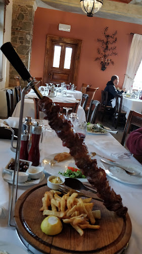 Opinii despre Ζάχος în Αράχωβα - Γαστρονομία και φιλοξενία