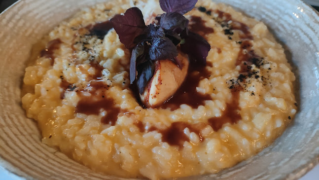 Χατζηγιάννη Μέξη 8 και, Κων/νου Βεντήρη 9, Αθήνα 115 28