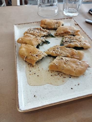 Opinii despre Taverna Petros în Πάργα - Γαστρονομία και φιλοξενία