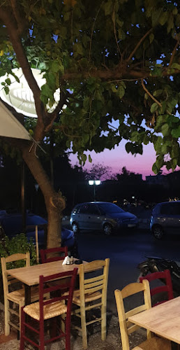 Η ΠΛΑΤΕΙΑ - ΜΑΓΚΛΑΡΑΣ