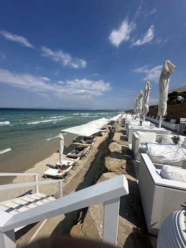 Bousoulas Beach Bar - Γαστρονομία και φιλοξενία