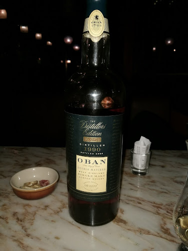 Ενφλυα - Γαστρονομία και φιλοξενία