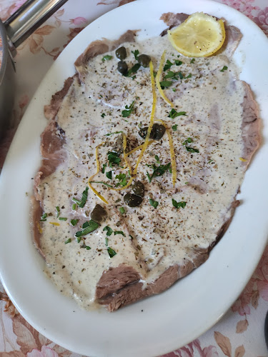 Βαρνουντος 6, Αθήνα 117 41