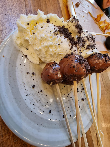 Just Burgers - Γαστρονομία και φιλοξενία