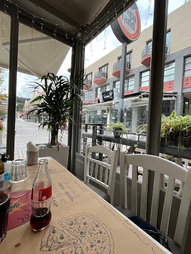 Ψητοπωλείο - Ο Γύρος Της Πλατείας - Αργοστόλι - Γαστρονομία και φιλοξενία