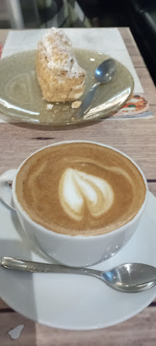 Skoufos Pastry & Bakery - Γαστρονομία και φιλοξενία