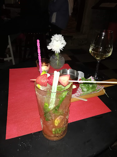 MONTAGE - Γαστρονομία και φιλοξενία