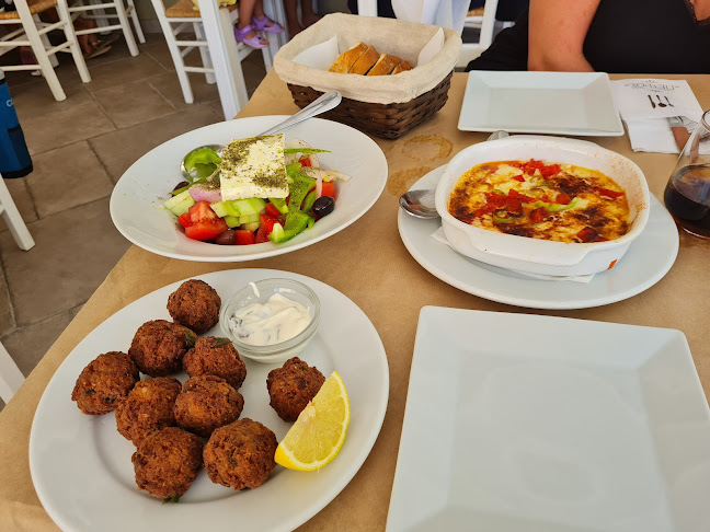 Opinii despre Taverna Petros în Πάργα - Γαστρονομία και φιλοξενία