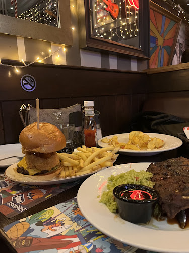 Comentarii opinii despre TGI Fridays Αριστοτέλους