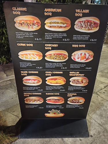 Johnie Hot Dog Συγγρού - Γαστρονομία και φιλοξενία