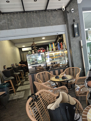 Opinii despre Central Coffee&Breaks în Πρέβεζα - Γαστρονομία και φιλοξενία