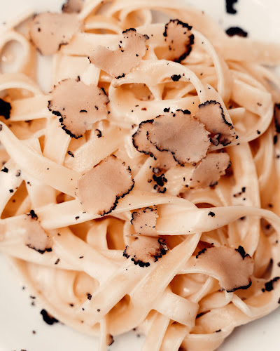 ISABELLA TRATTORIA pizza pasta