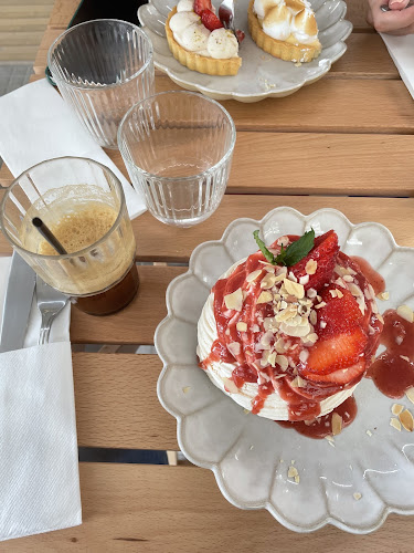 Αρχελάου 32, Αθήνα 116 35