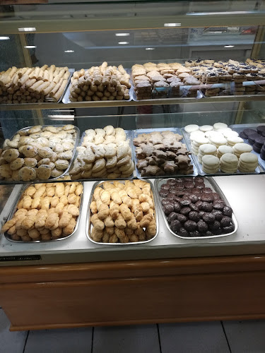 Opinii despre BENITO DELICATESSEN în Παλαιό Φάληρο - Γαστρονομία και φιλοξενία