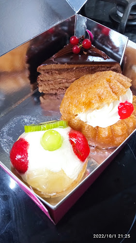 Νικολόπουλος - Ζαχαροπλαστείο - Αγιος Δημήτριος - Γαστρονομία και φιλοξενία