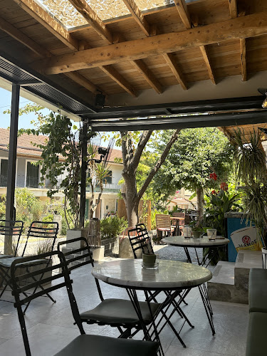 Καφετέρια Local - Κρητικά