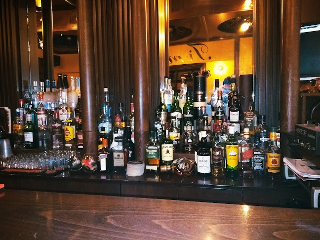 Τάϊμς Καφέ|Μπάρ