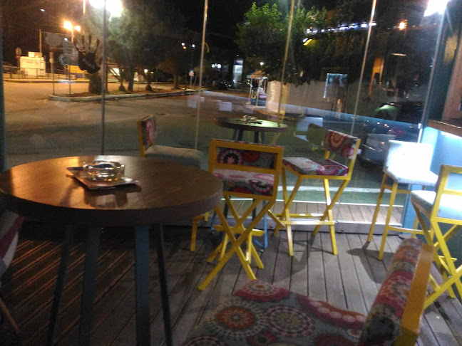 Opinii despre Fystiki Coffee & Cocktail Bar în Ηράκλειο - Γαστρονομία και φιλοξενία