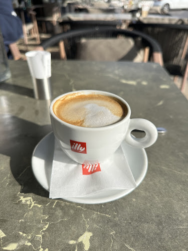 Comentarii opinii despre Esplanade Seaside