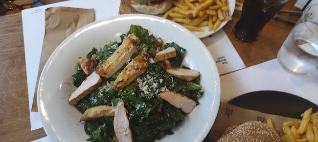 The Burger Joint - Γαστρονομία και φιλοξενία