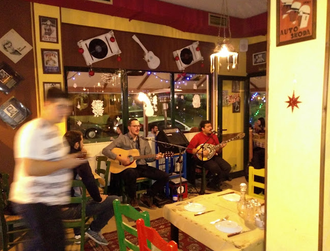 Comentarii opinii despre Το Κουτούκι του "Παίδαρου"