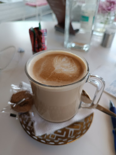 Comentarii opinii despre Sweet Cup