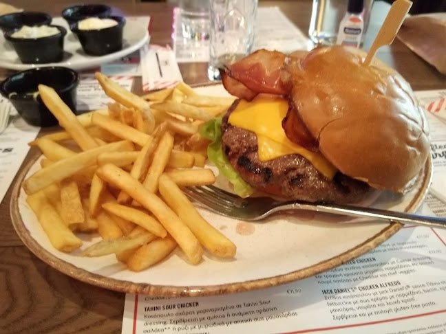 Λεωφ. Κηφισίας 37a, Μαρούσι 151 23